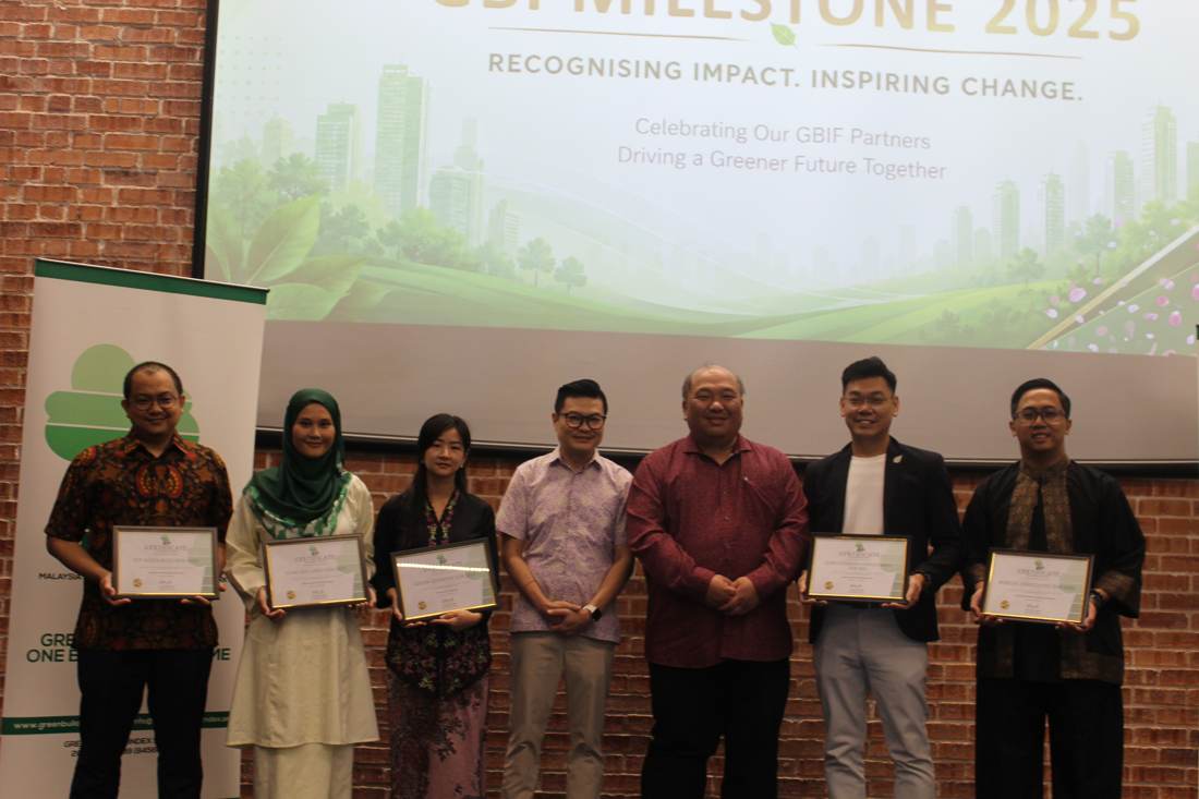 The recognised GBIF organisations on stage