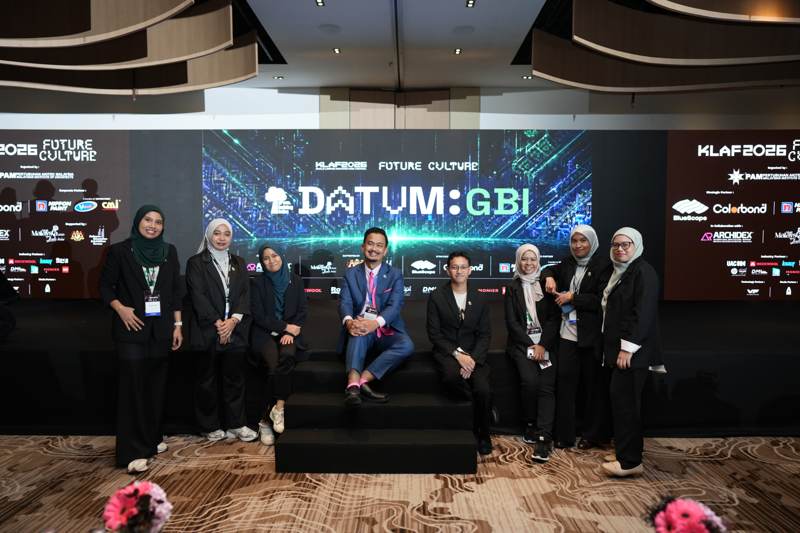 The GBI Secretariat on stage at Datum GBI 2026